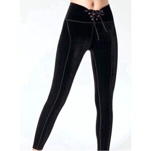 Black velvet leggings year of ours small Lace-Up Leggings velvet👍🏻